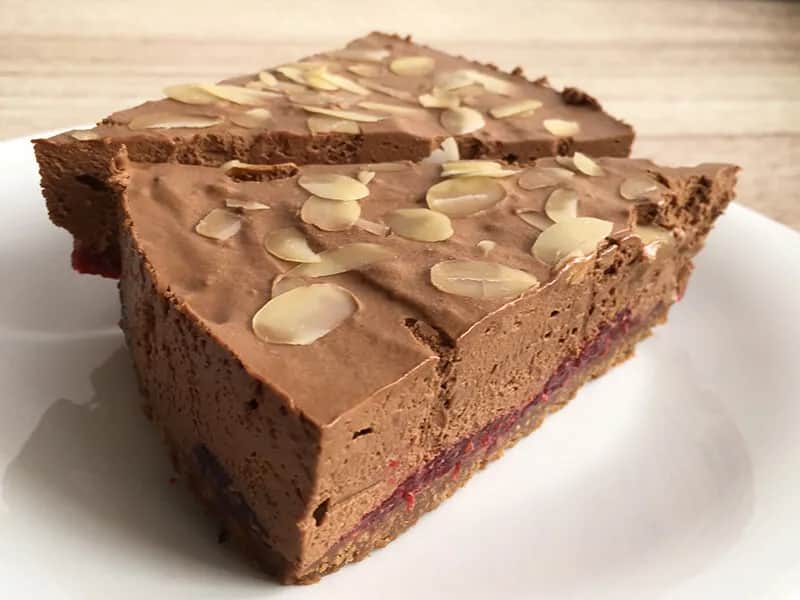 Pyszne ciasto z musem czekoladowym przepis na idealny deser