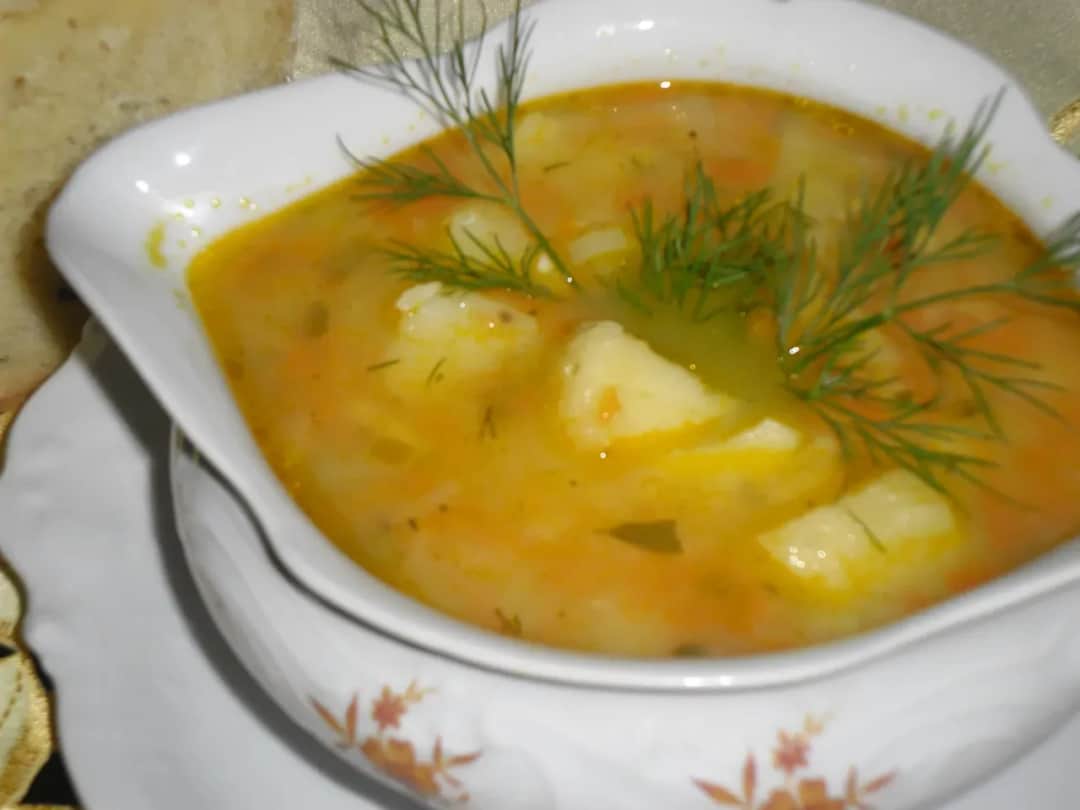 Jakie przyprawy do zupy ziemniaczanej poprawią jej smak i aromat