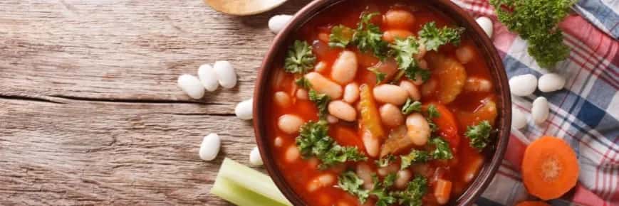 Zupa fasolowa jak zrobić - łatwy przepis na pyszną zupę fasolową