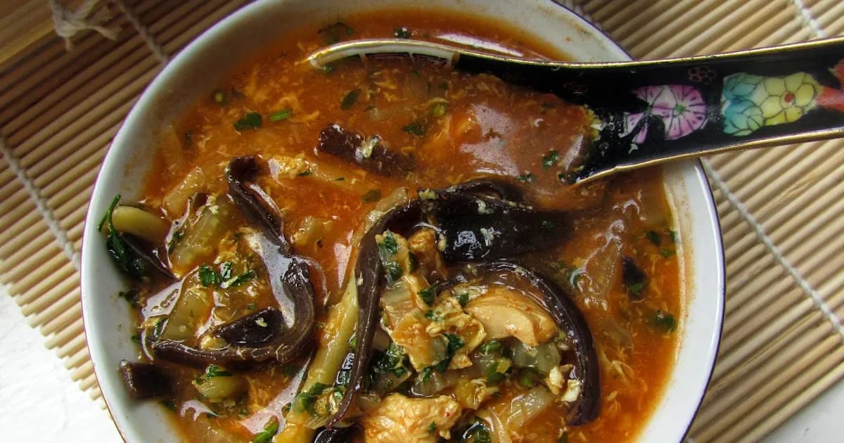 Zupa pekińska jak z restauracji - przepis na idealny smak w domu